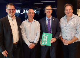 📷 L-R Simon Button (NZILA Deputy Chair), Peter Kensington (Environmental Legislation Working Group Chair), Minister Simon Court (Under-Secretary to Minister for Infrastructure and RM Reform), Shannon Bray (Environmental Legislation Working Group member and hui organiser)