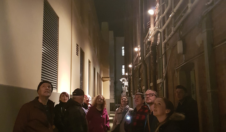 Alley between the prison and court house