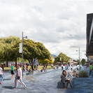 Looking south along Beach Street showing
an improved interface to Earnslaw Park and proposed shared space upgrade, supporting community gathering and events_