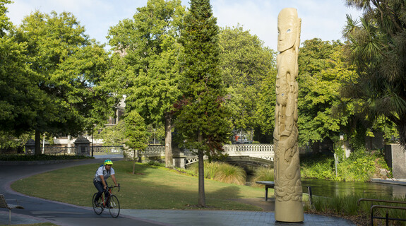 Shared space in Victoria Square. Photography Sarah Rowlands for Boffa Miskell.